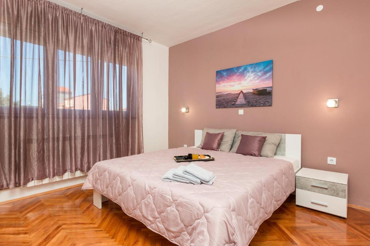 Apartment Kris Pula Dış mekan fotoğraf