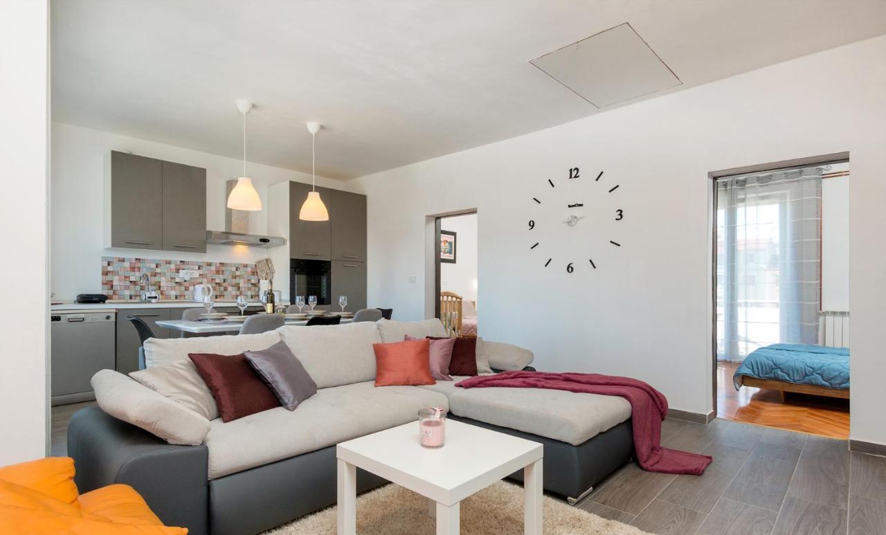 Apartment Kris Pula Dış mekan fotoğraf